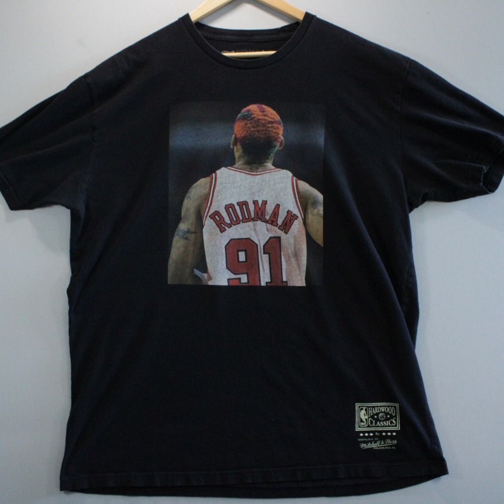 Mitchell & Ness NBA Hardwood Classics Black Graphic T-Shirt XL Dennis Rodman